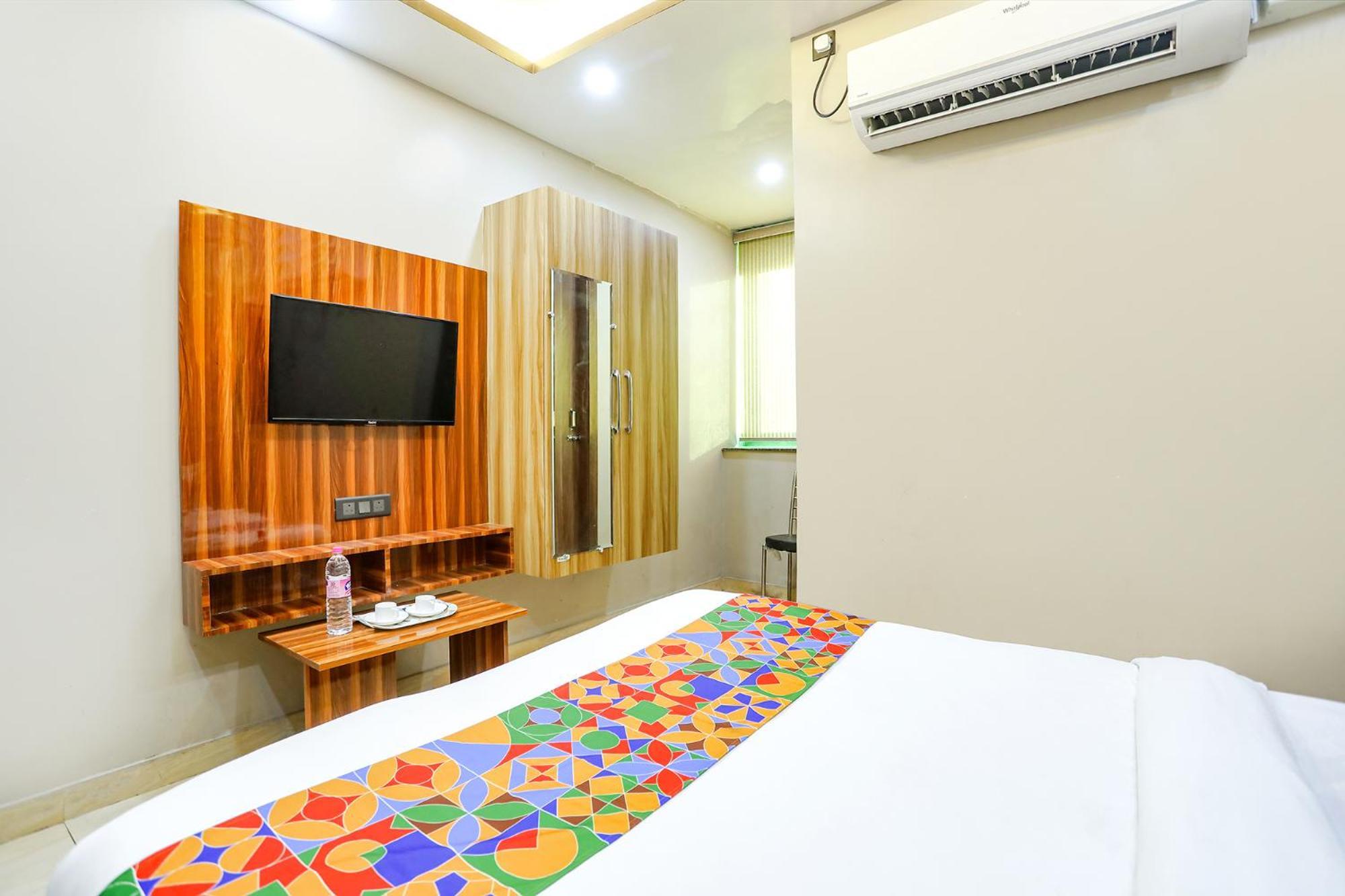 Fabhotel The Palacio Канпур Екстериор снимка
